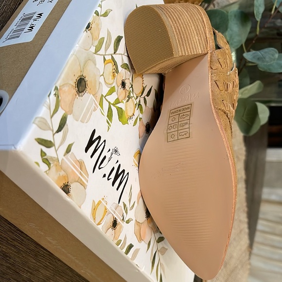 MI IM LEATHER EMILY Camel Womens boots booties SIZE 6 NEW - Picture 12 of 12